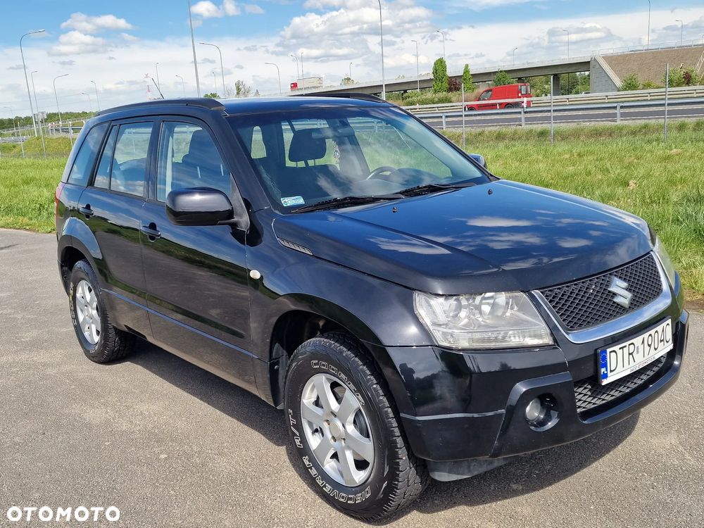 Suzuki Grand Vitara 2.0 - 3