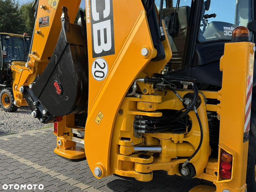 JCB 3CX - 21
