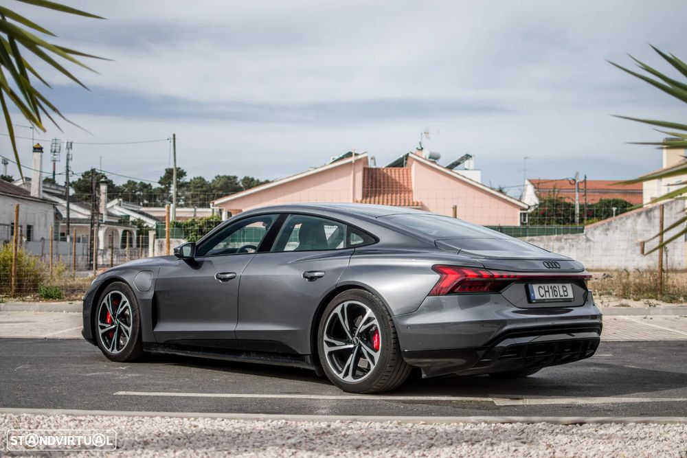 Audi e-tron GT quattro - 23
