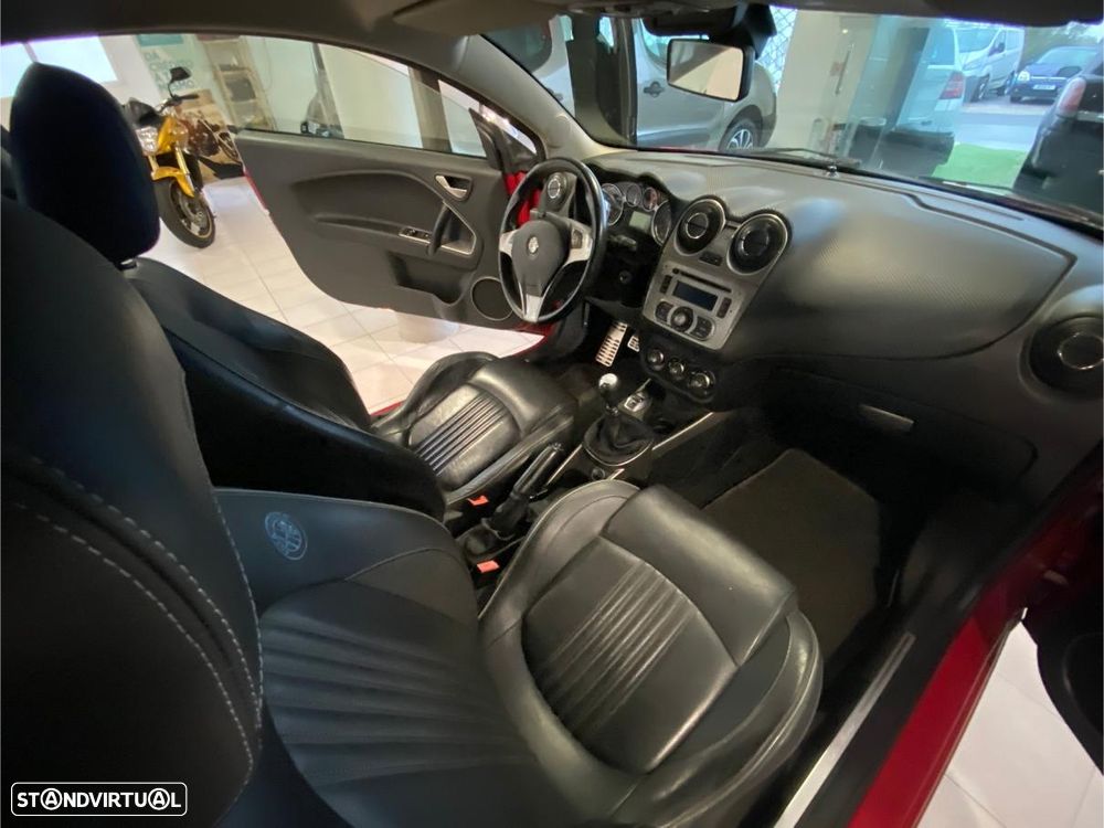 Alfa Romeo MiTo 1.4 MultiAir Distinctive - 14