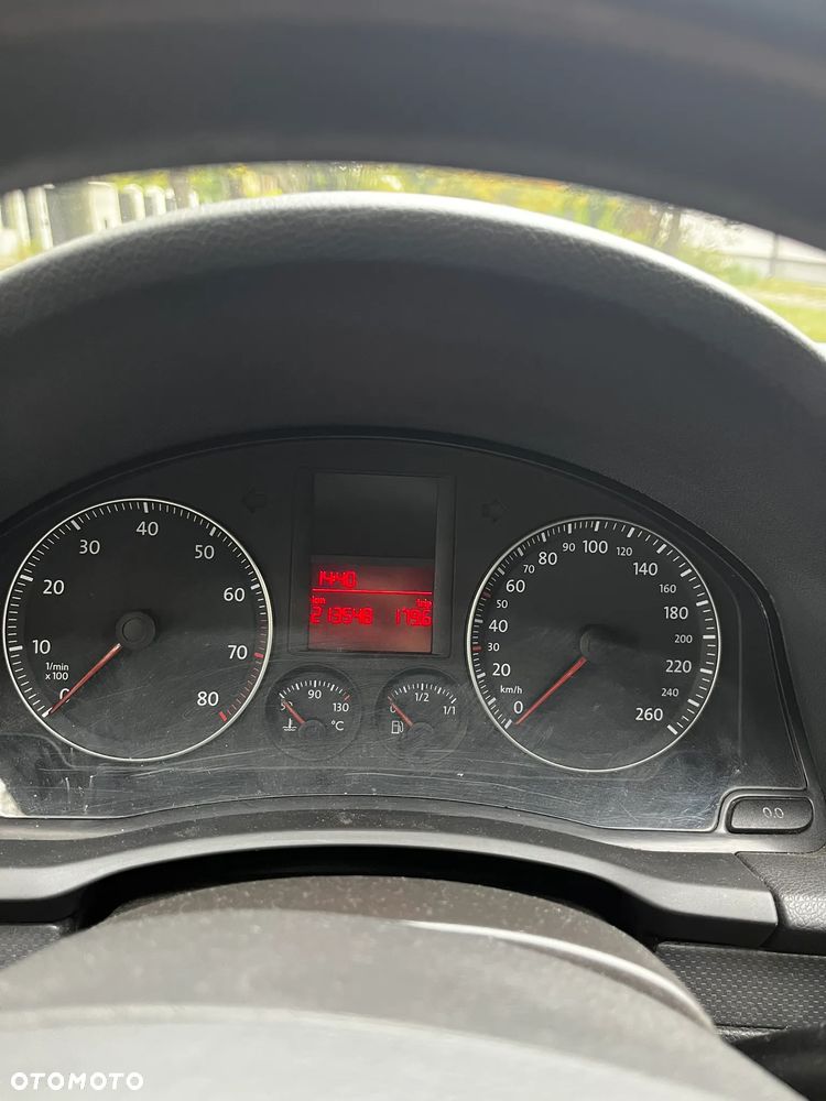 Volkswagen Golf 2004