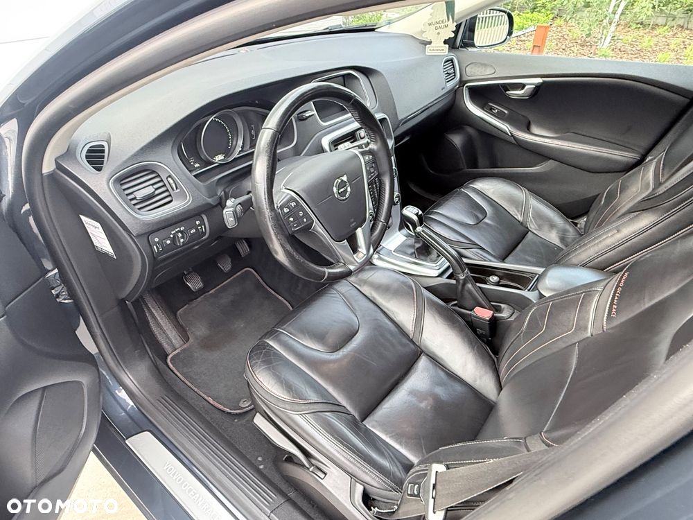 Volvo V40 D2 Drive-E Ocean Race - 7