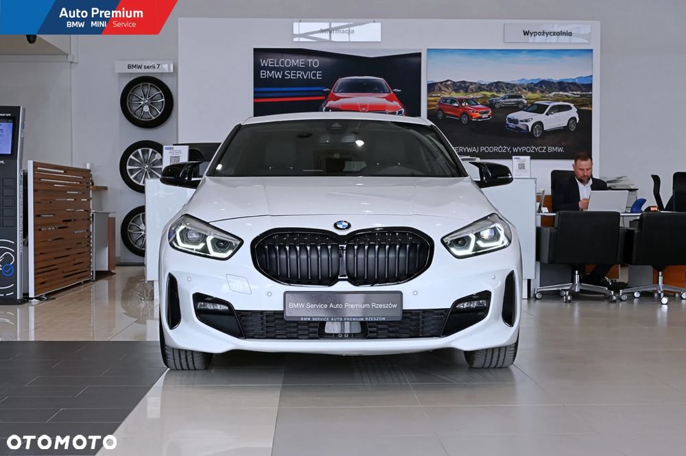 BMW Seria 1 118i - 3