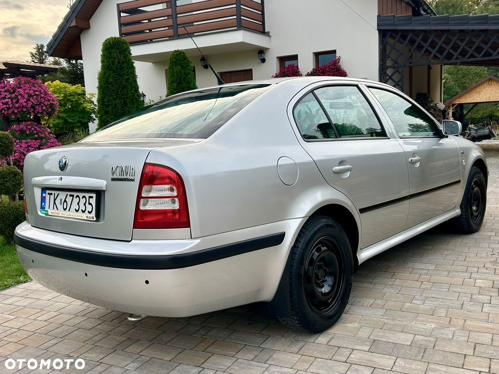Skoda Octavia 1.4 Ambiente - 3
