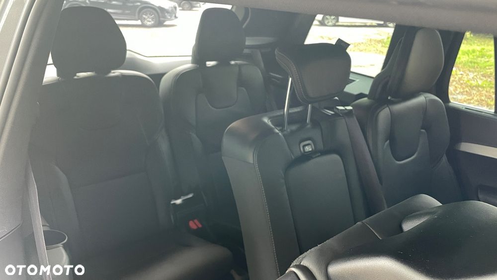 Volvo XC 90 - 26
