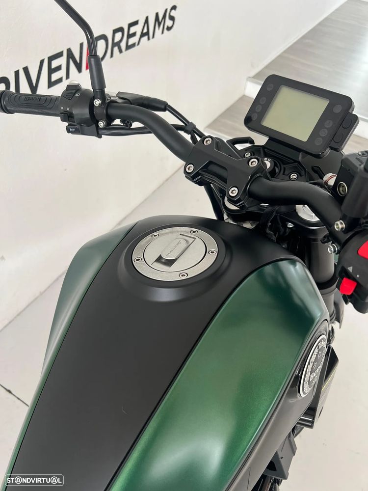 Benelli Leoncino 250 - 8
