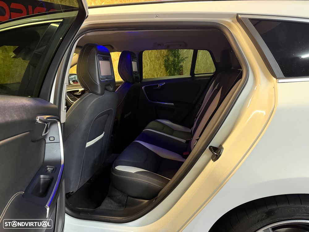 Volvo V60 1.6 D2 Drive R-Design Powershift Start/Stop - 10