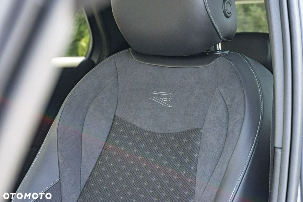 Volkswagen T-Roc - 18