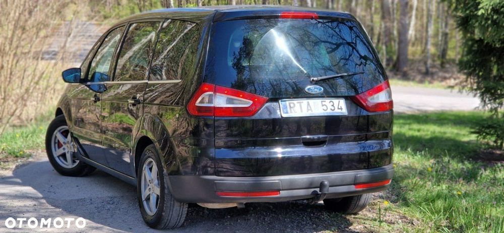 Ford Galaxy - 13