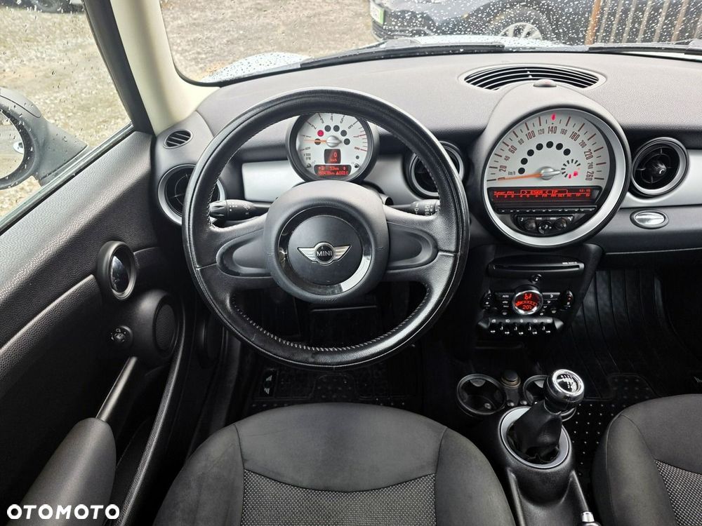 MINI Cooper - 11