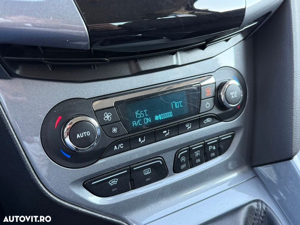 Ford Focus 1.6 EcoBoost Start-Stopp-System Titanium - 16