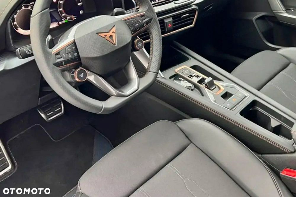 Cupra Leon 1.5 eTSI DSG - 11