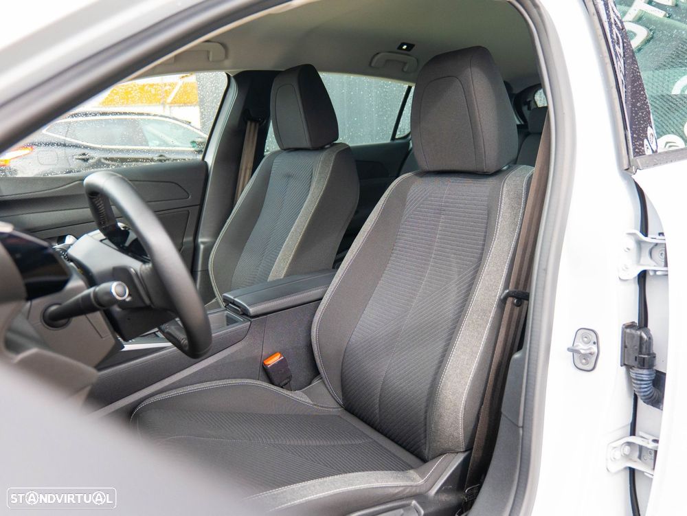 Peugeot 308 180 e-EAT8 Allure - 24