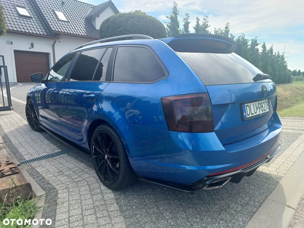 Skoda Octavia 2.0 TDI RS DSG - 8