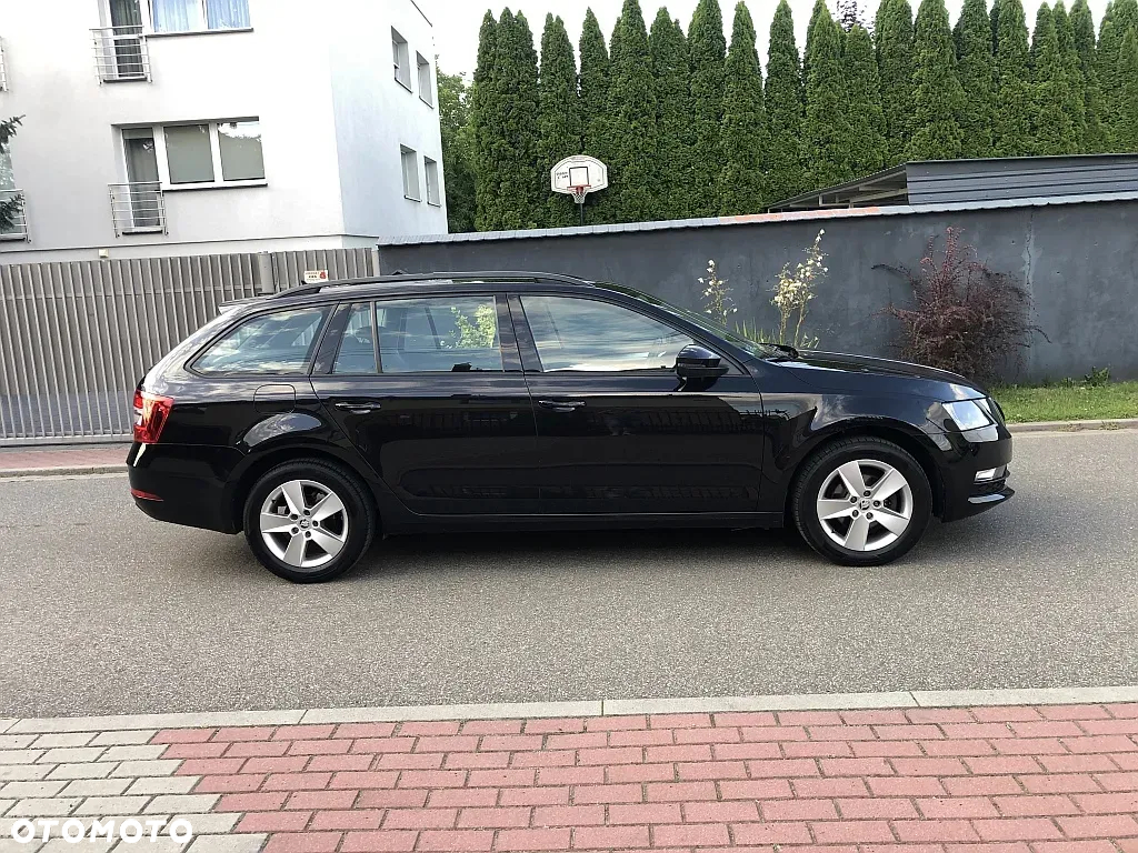 Skoda Octavia 1.6 TDI Ambition - 4