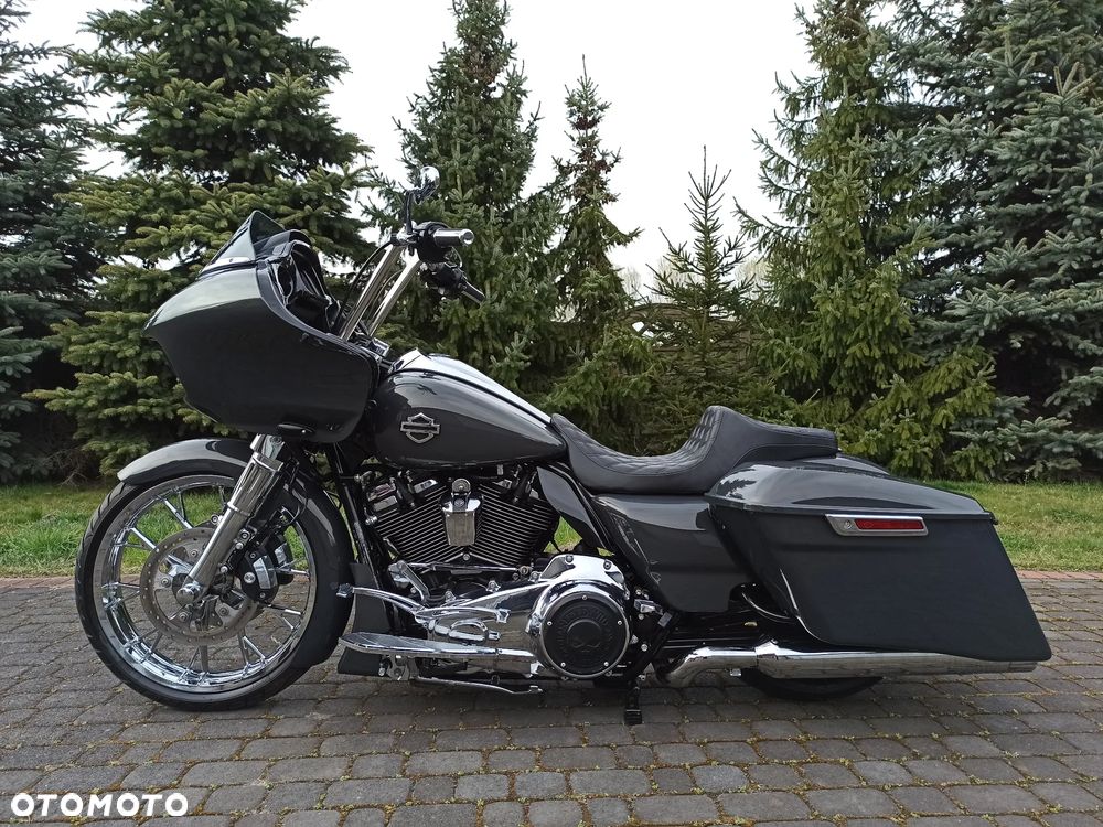 Harley-Davidson Touring Road Glide - 3