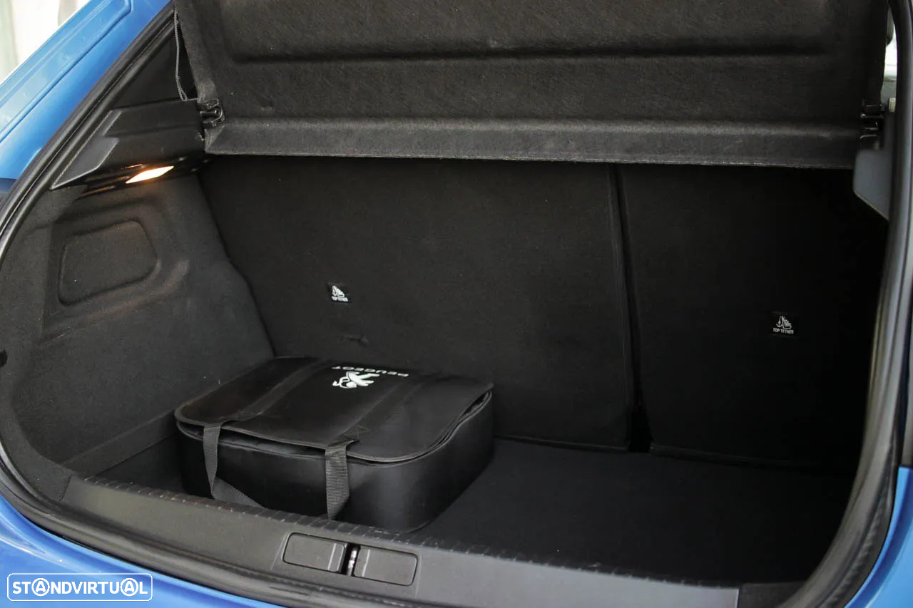 Peugeot e-208 50 kWh Active Pack - 8