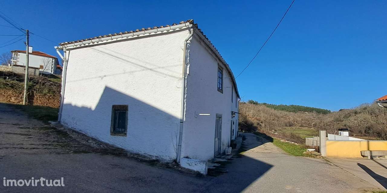 Moradia Isolada T3, S. Martinho de Angueira - Grande imagem: 4/35