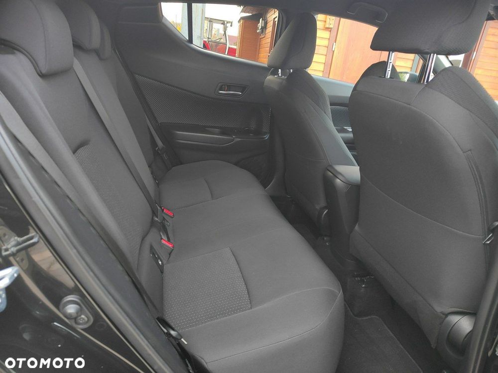 Toyota C-HR 1.2 T Comfort - 24