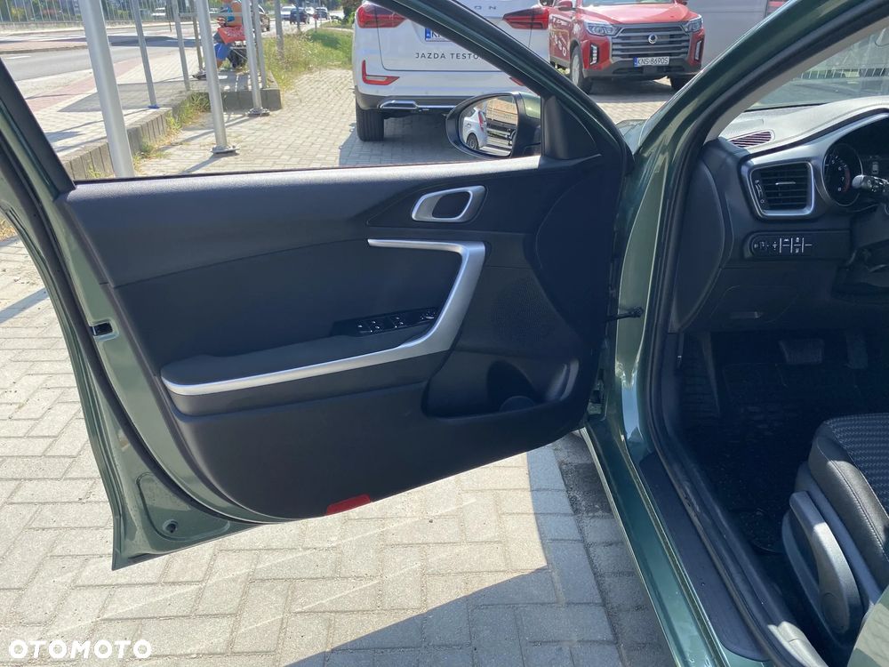 Kia Ceed 1.5 T-GDI M DCT - 10