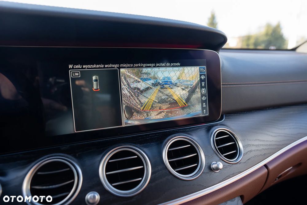 Mercedes-Benz Klasa E 300 de 9G-TRONIC AMG Line - 18