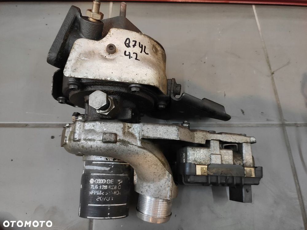 AUDI Q7 4L 4.2TDI BTR TURBOSPRĘŻARKA LEWA NASTAWNIK TURBINA ORYGINAŁ - 2