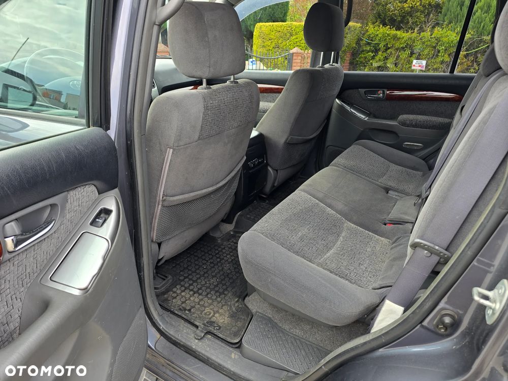 Toyota Land Cruiser - 9