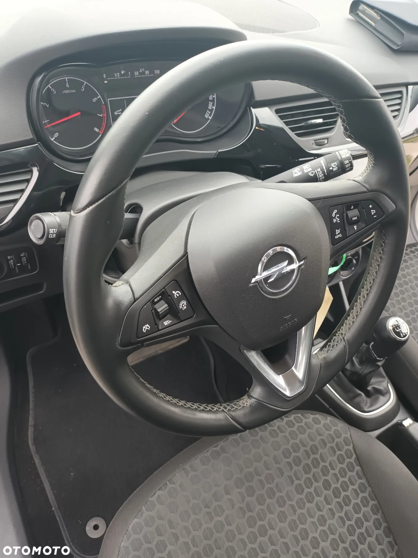 Opel Corsa 1.4 16V Enjoy - 27