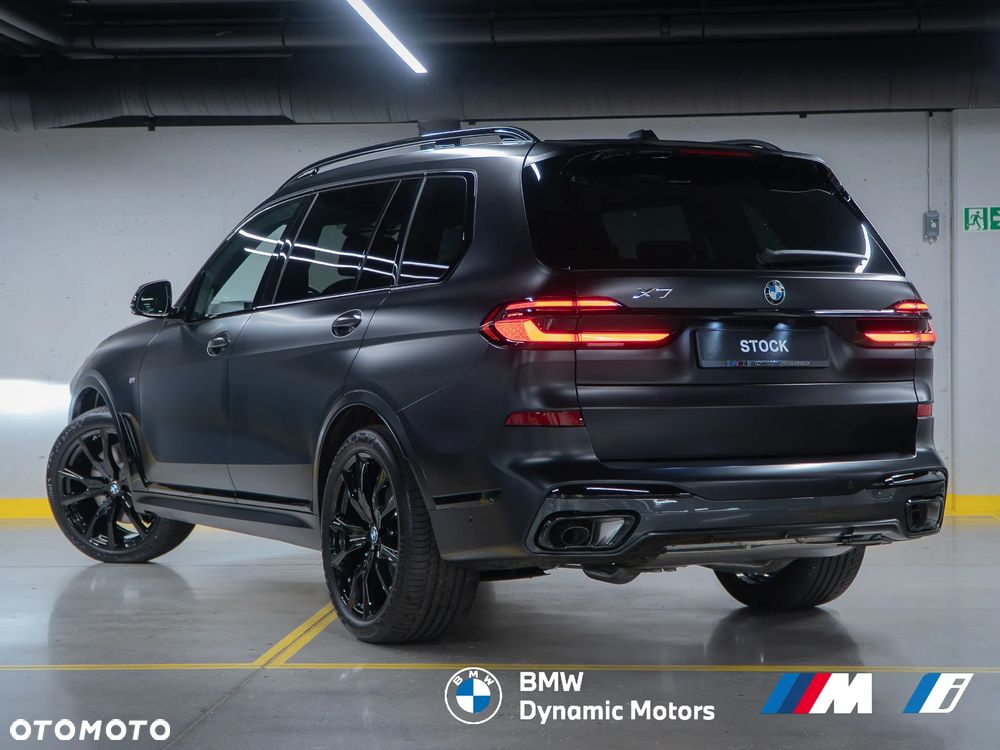 BMW X7 xDrive40i - 7
