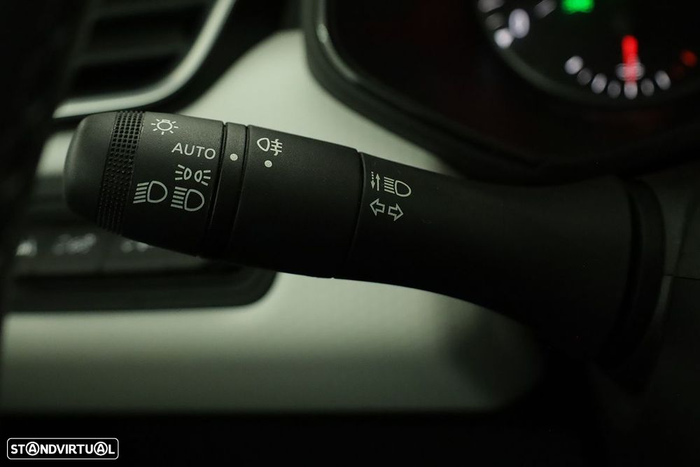 Renault Clio 1.0 TCe Evolution - 17