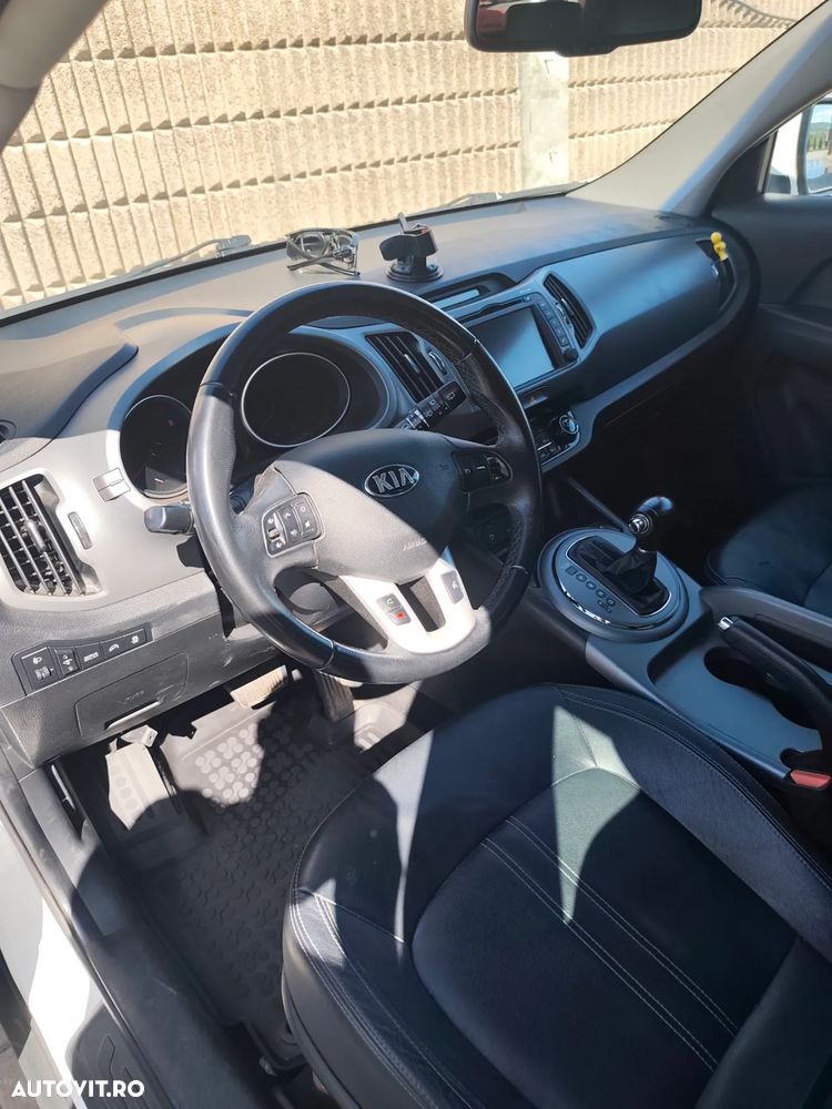 Kia Sportage 2.0 DSL 6AT 4x4 Style - 12