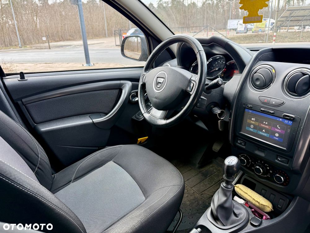 Dacia Duster 1.2 TCe Laureate S&S EU6 - 15