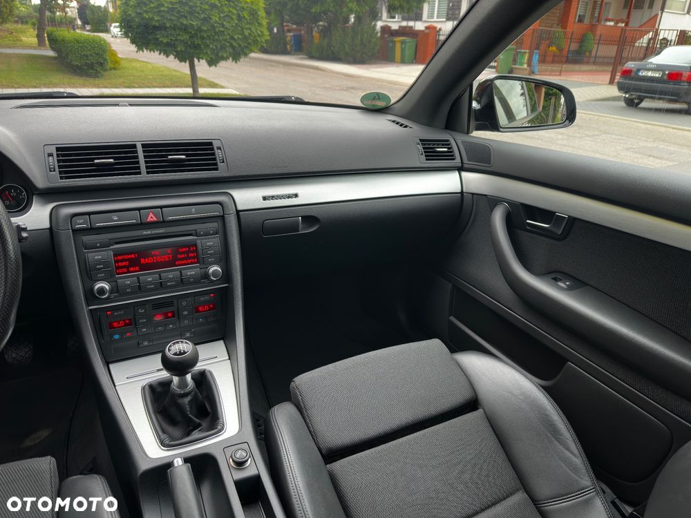Audi A4 Avant 1.8T Quattro - 16
