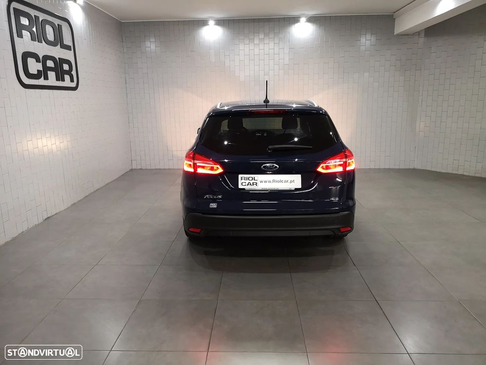 Ford Focus SW 1.5 TDCi EcoBlue Business Aut. - 6