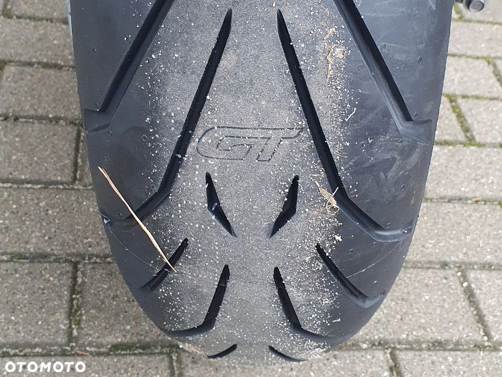 Yamaha FJR - 16
