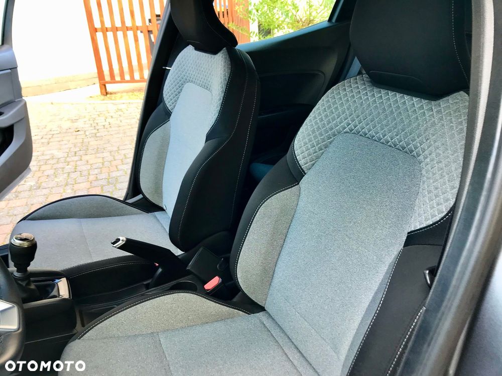 Renault Clio TCe 90 EVOLUTION - 16