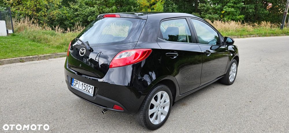 Mazda 2 - 3