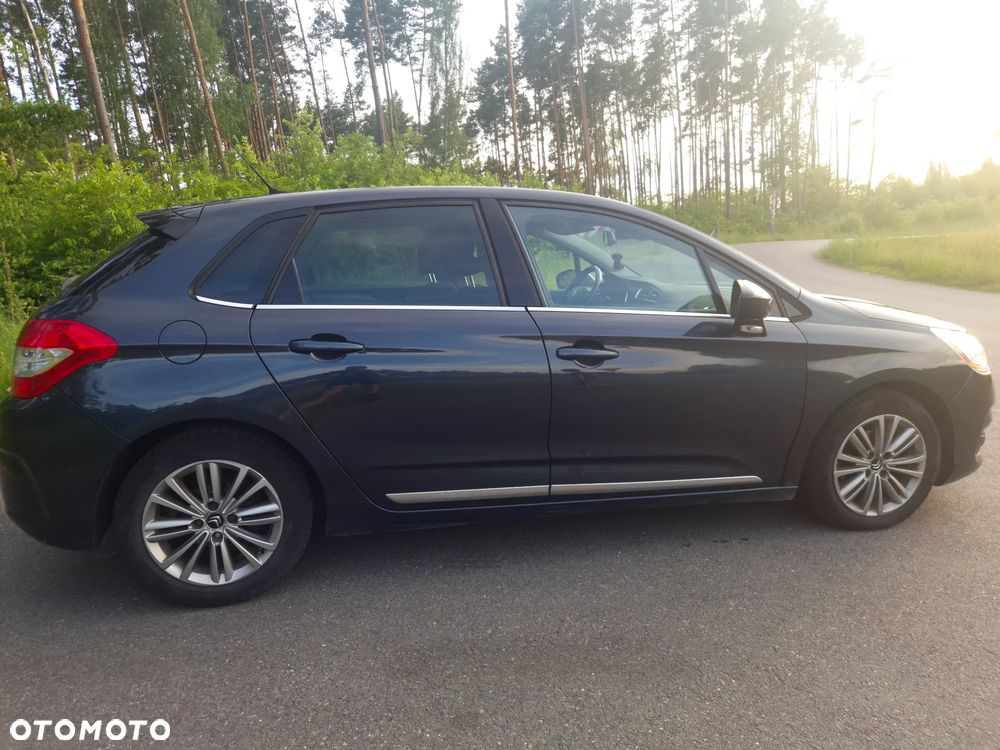 Citroën C4 1.6 HDi Attraction - 4