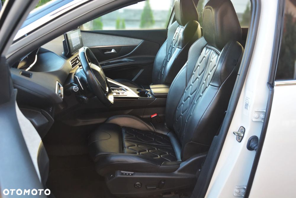 Peugeot 5008 1.5 BlueHDi GT S&S EAT8 - 21