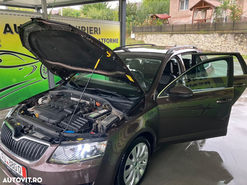 Skoda Octavia 2.0 TDI 4X4 Style - 5