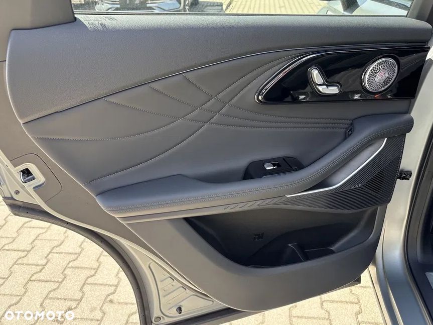 Omoda 9 1.5 Super Hybrid Exclusive AWD - 11