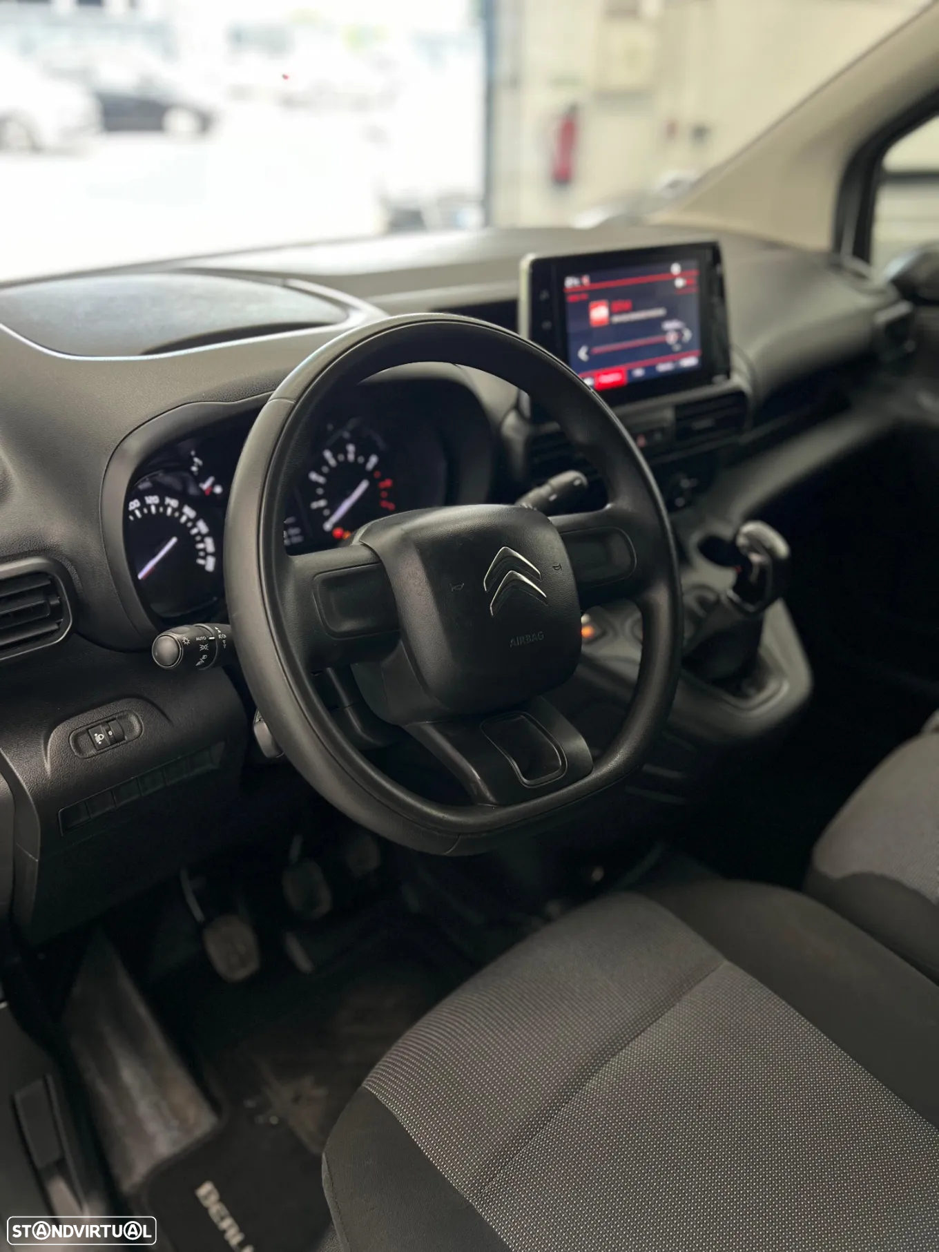 Citroën BERLINGO XL 1.5 HDi 100cv (+IVA) - 9