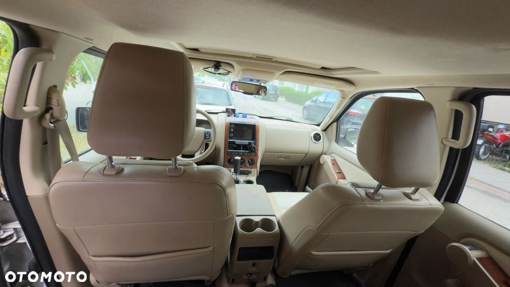 Ford Explorer 4.0 4WD - 14