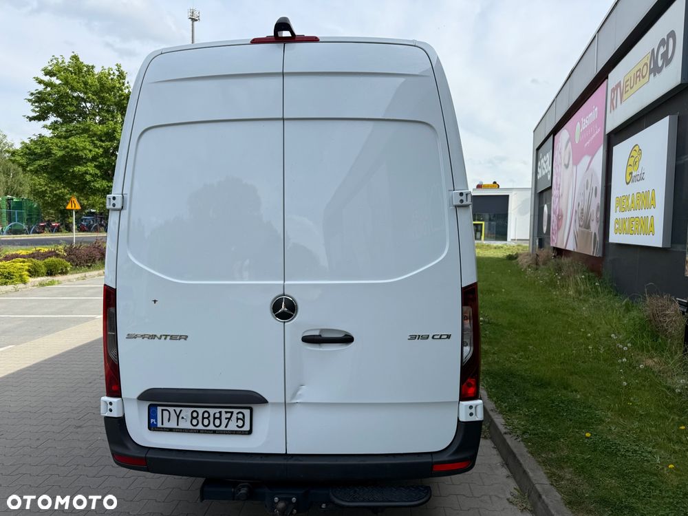 Mercedes-Benz Sprinter 319 Maxi 9G-Tronic - 4