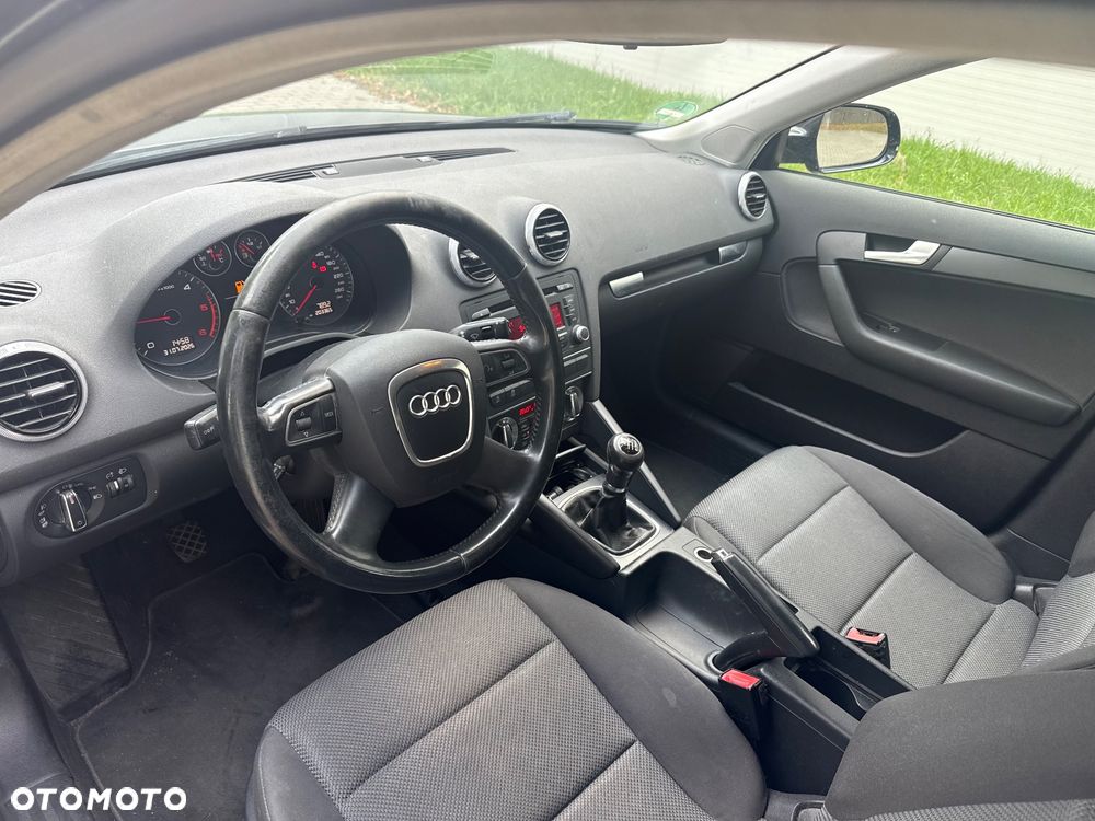 Audi A3 Sportback - 10
