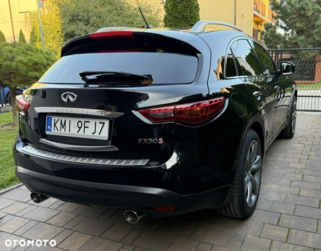 Infiniti FX - 23