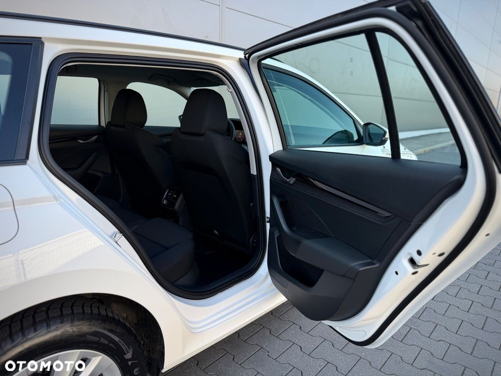 Skoda Octavia 1.5 TSI Essence - 19