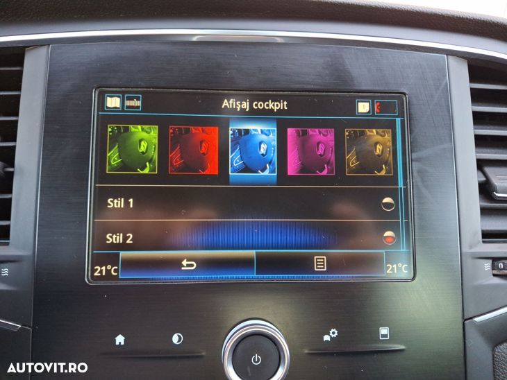 Renault Megane BLUE dCi 115 EDC LIMITED - 26