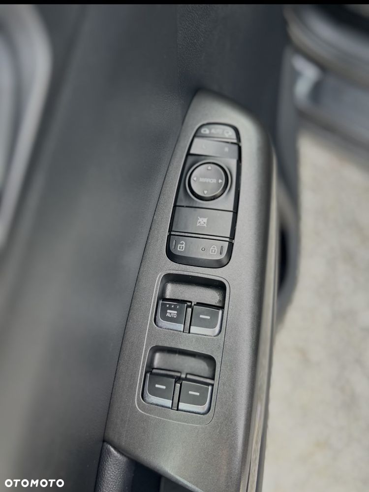 Kia Sportage 1.6 T-GDI M 4WD DCT - 11