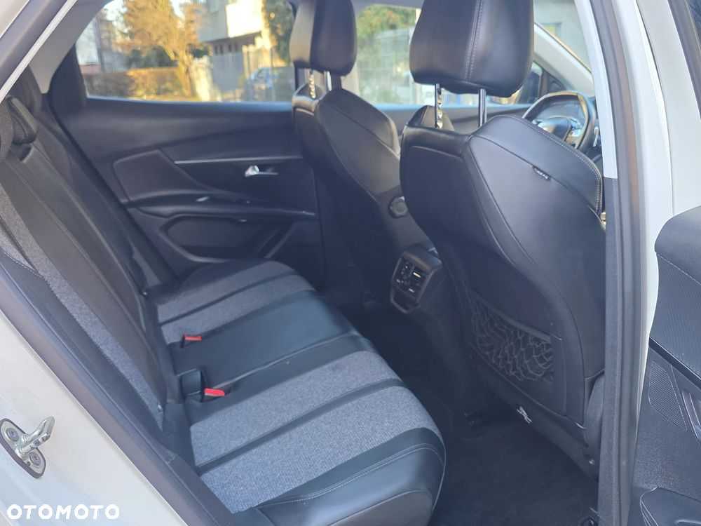 Peugeot 3008 1.5 BlueHDi Allure Pack S&S EAT8 - 14